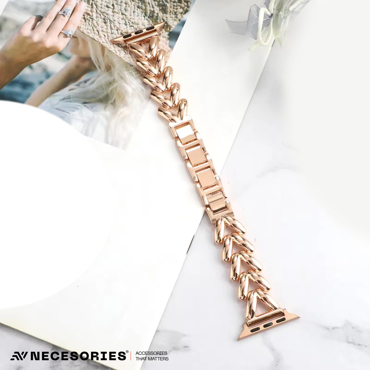 Necesories Alloy Strap , Stylish Elegance ,Bling Heart Shaped Link iWatch Band for Women