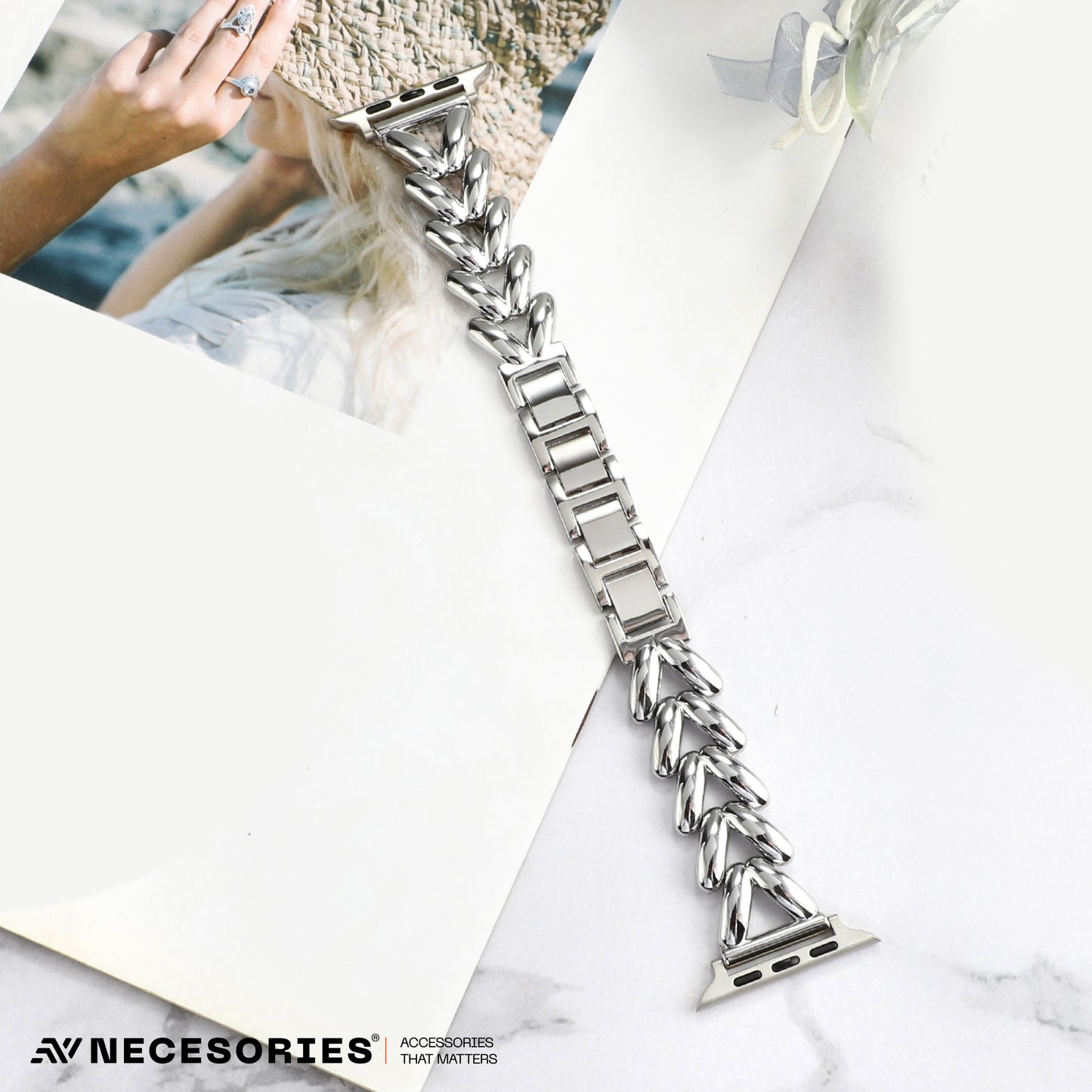 Necesories Alloy Strap , Stylish Elegance ,Bling Heart Shaped Link iWatch Band for Women