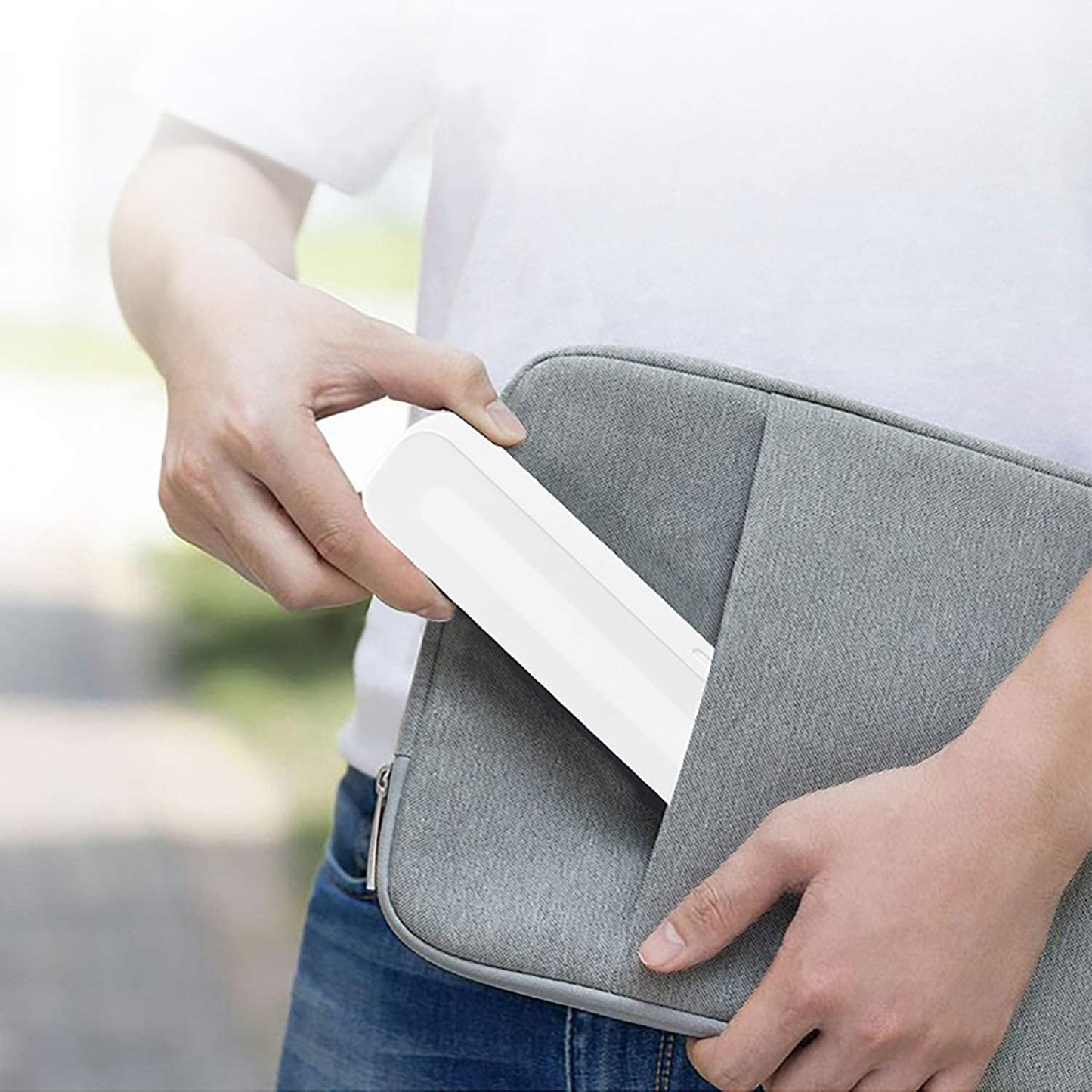 Apple Pencil / Stylus Pen Silicon Storage Box